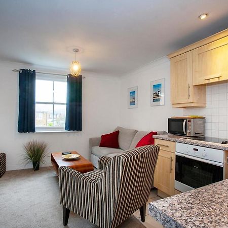 The Spires - Cosy Apartment Just Outside Of City Centre Кэнтербари Экстерьер фото